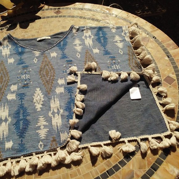 Hollister Knit Aztec Tribal Poncho Top One Size V-Neck Boho Tassle Fringe Trim - Picture 4 of 12